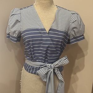 ⭐️ 2 for $15 New York and co stripe crop top wrap blouse big bow puff sleeve top
